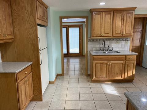 5 2nd Ave, Ware, MA 01082 photo 8