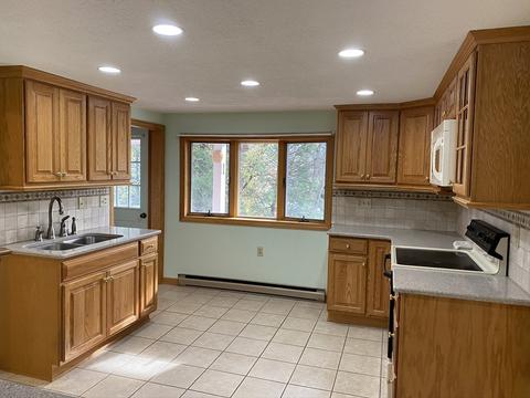 5 2nd Ave, Ware, MA 01082 photo 7