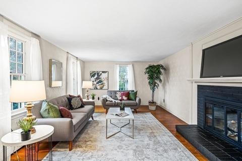 384 Franklin, Reading, MA 01867 photo 1