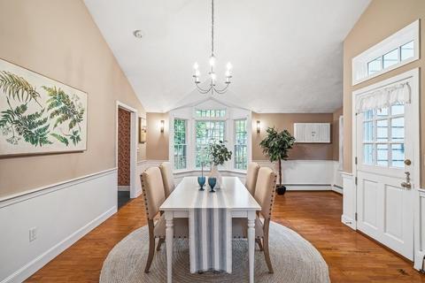 384 Franklin, Reading, MA 01867 photo 2