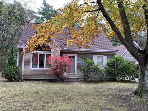 88 Edgewater Rd, Mashpee, MA 02649 photo 1