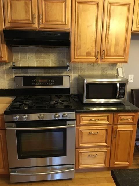 22 Whitcomb St, Webster, MA 01570 photo 9