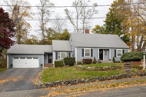 28 Greenleaf Dr, Danvers, MA 01923 photo 1