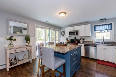 14 Littleton Dr, Wareham, MA 02571 photo 8