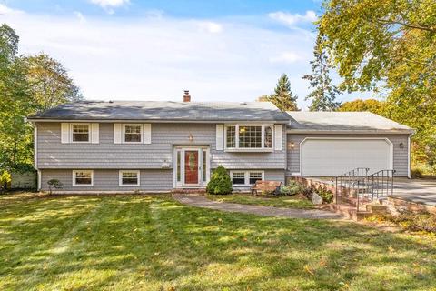 8 Dalton Ave, Gloucester, MA 01930 photo 1