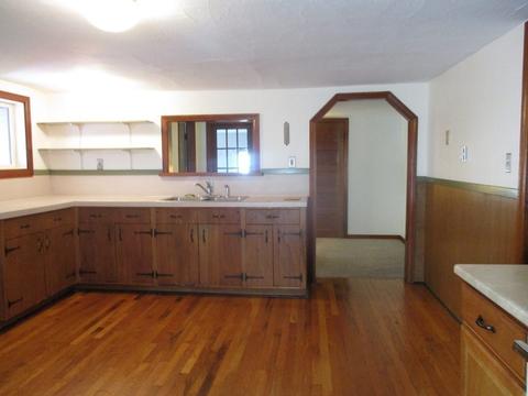 181 Granby Rd, Chicopee, MA 01013 photo 3