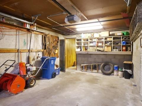 77 Colonial Rd, Lawrence, MA 01843 photo 18