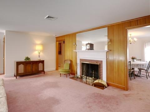 77 Colonial Rd, Lawrence, MA 01843 photo 5