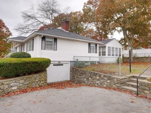 77 Colonial Rd, Lawrence, MA 01843 photo 2
