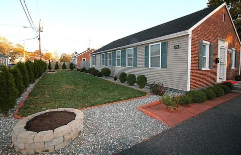 27 Ames St, Springfield, MA 01104 photo 3