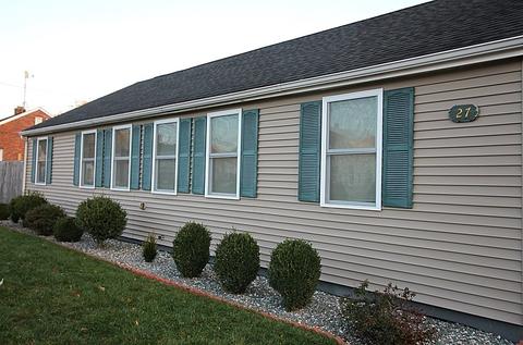 27 Ames St, Springfield, MA 01104 photo 2