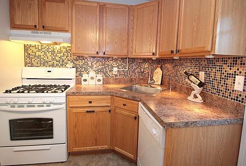 27 Ames St, Springfield, MA 01104 photo 8
