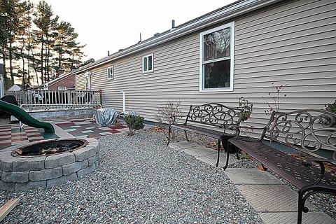 27 Ames St, Springfield, MA 01104 photo 36
