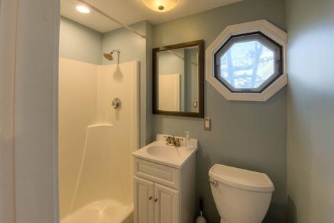 80 Moore Ave, Worcester, MA 01602 photo 17