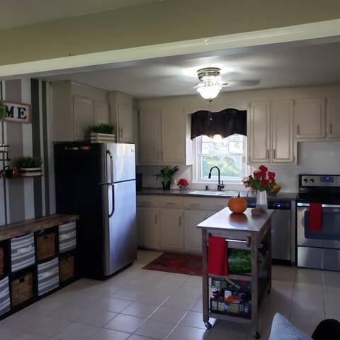 54 Melba St, Springfield, MA 01119 photo 3