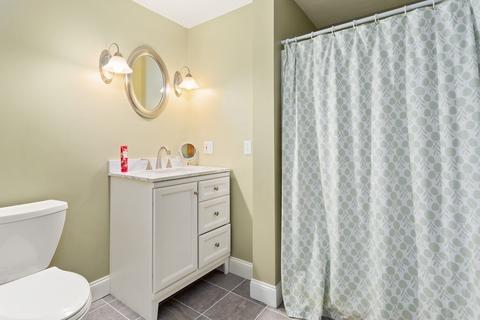 320 Maple St, Franklin, MA 02038 photo 32