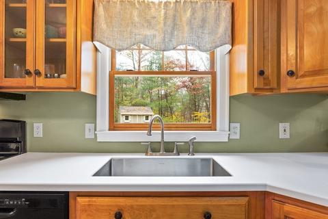 320 Maple St, Franklin, MA 02038 photo 13