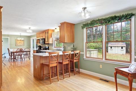 320 Maple St, Franklin, MA 02038 photo 7