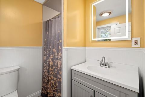 5 Myrtle St, Mendon, MA 01756 photo 14