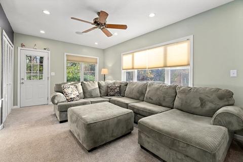 5 Myrtle St, Mendon, MA 01756 photo 7