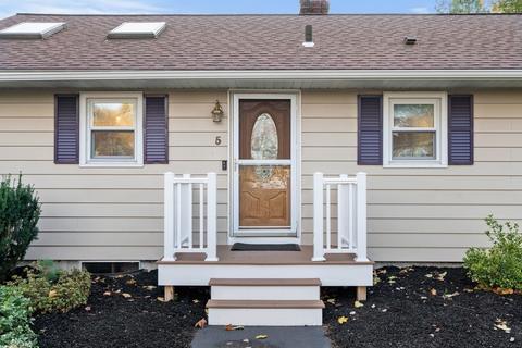 5 Myrtle St, Mendon, MA 01756 photo 2
