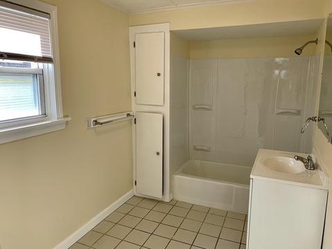 439 Vale St, Fall River, MA 02724 photo 10