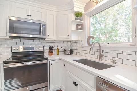 11 Squibnocket Rd, Franklin, MA 02038 photo 8
