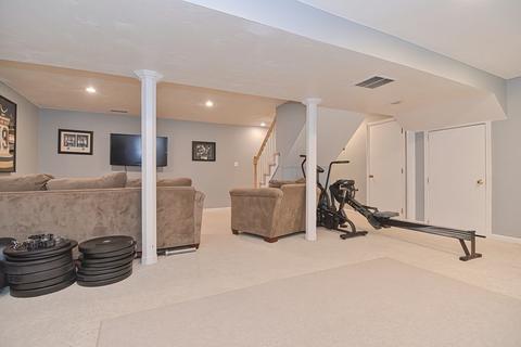 11 Squibnocket Rd, Franklin, MA 02038 photo 33