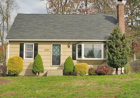 15 Albee St, Springfield, MA 01129 photo 1