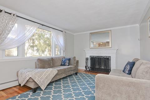 9 Irving Dr, Walpole, MA 02081 photo 13