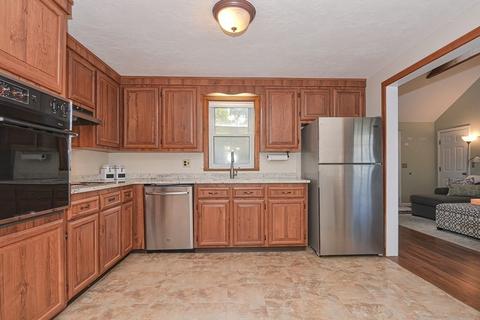 9 Irving Dr, Walpole, MA 02081 photo 7