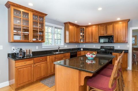 628 Webster St, Needham, MA 02492 photo 13