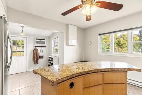 23 Appleton St, Saugus, MA 01906 photo 15