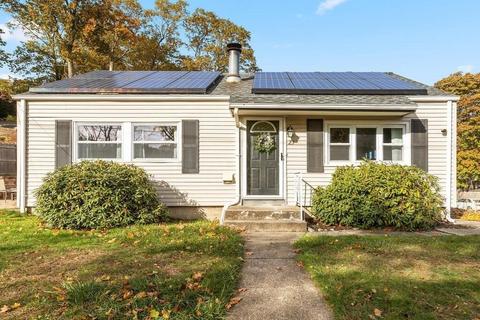 23 Appleton St, Saugus, MA 01906 photo 4