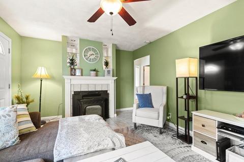 23 Appleton St, Saugus, MA 01906 photo 8