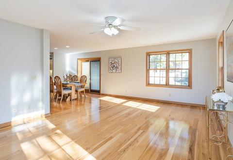 53 Parenteau Ct, Chicopee, MA 01020 photo 10