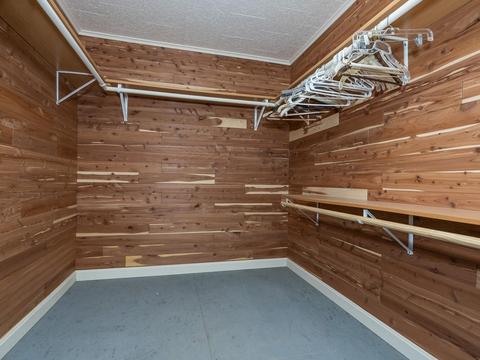 53 Parenteau Ct, Chicopee, MA 01020 photo 35