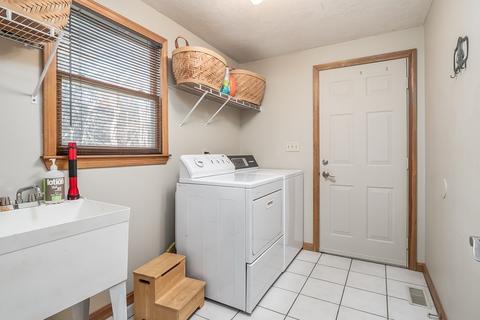 3 Steeplechase Ln, Franklin, MA 02038 photo 34