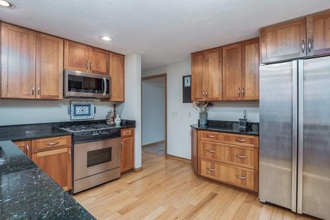 3 Steeplechase Ln, Franklin, MA 02038 photo 16