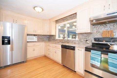 32 W Hill Rd, Mendon, MA 01756 photo 3