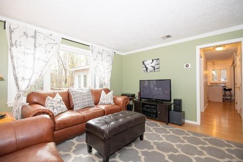 32 W Hill Rd, Mendon, MA 01756 photo 14
