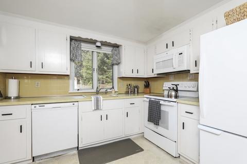 170 Nottingham, Barnstable, MA 02632 photo 9