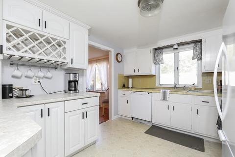 170 Nottingham, Barnstable, MA 02632 photo 7