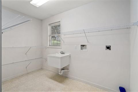 35 Peach Tree Dr, Sutton, MA 01590 photo 12