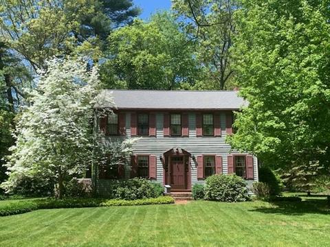 299 Cushing St, Hingham, MA 02043 photo 1