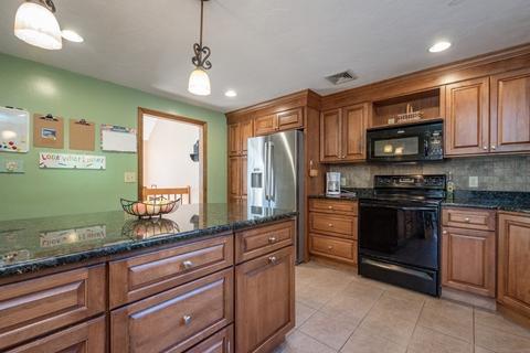 33 Dudley Ln, Sutton, MA 01590 photo 10
