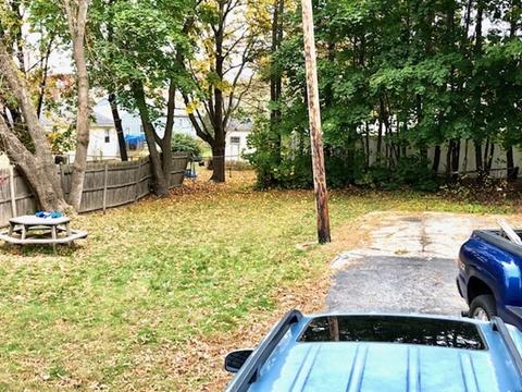26 Robinson St, Webster, MA 01570 photo 4