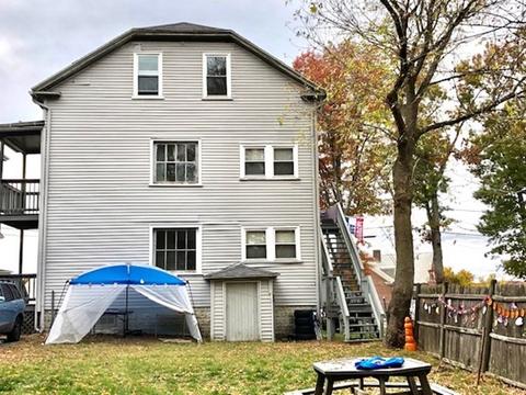 26 Robinson St, Webster, MA 01570 photo 3