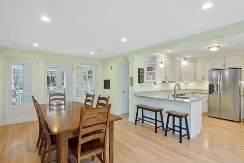 253 Hall St, Dunstable, MA 01827 photo 9