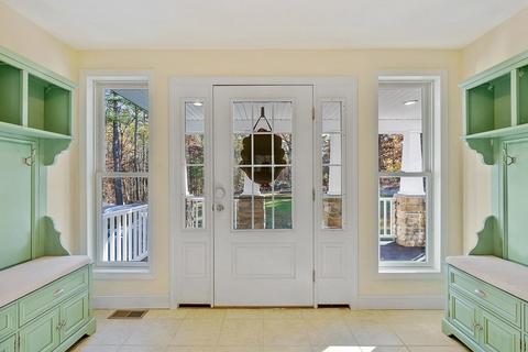 253 Hall St, Dunstable, MA 01827 photo 4